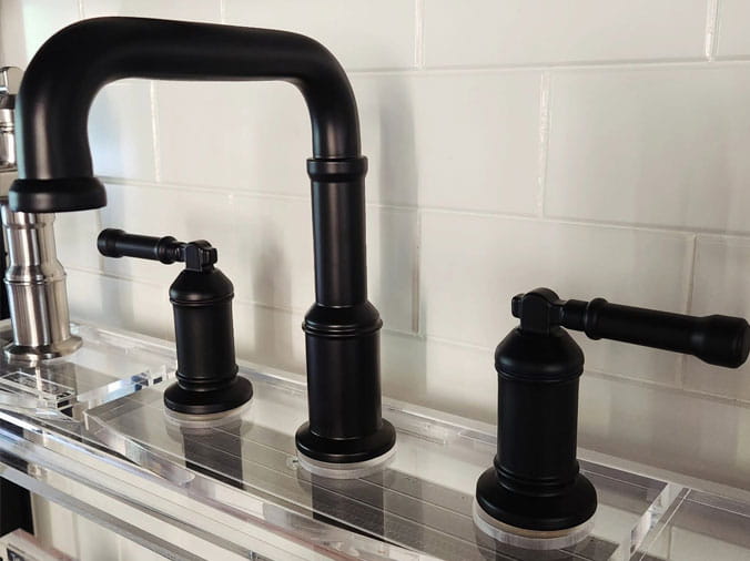 black gooseneck kitchen sink faucet